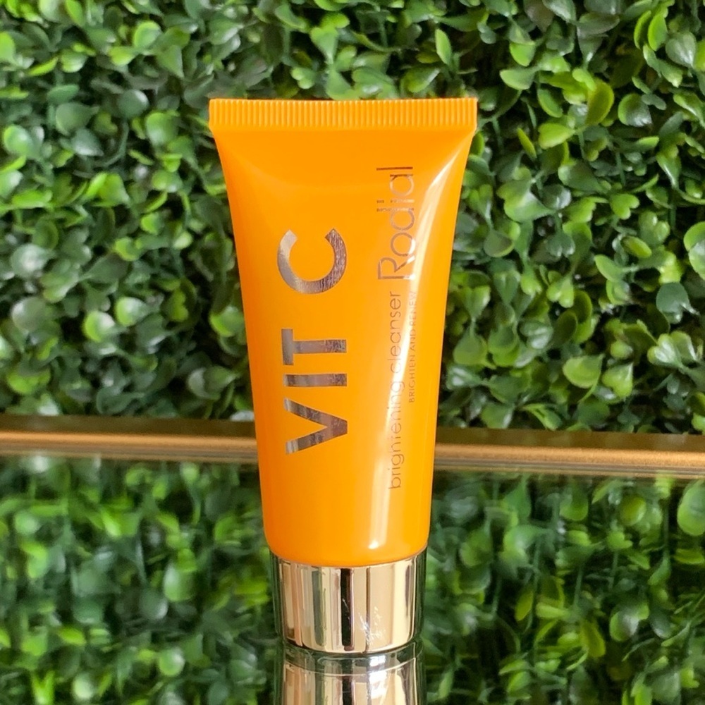 Rodial Vit C Brightening Cleanser | NEW | Travel Size 20mL - Picture 5 of 11